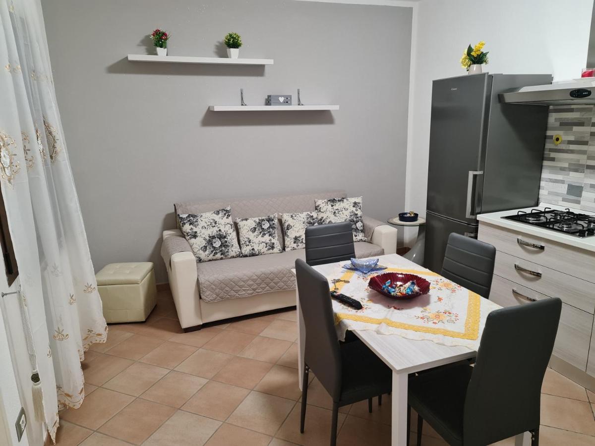 Holiday Olbia Appartamento A Due Passi Dal Lungomare E Centro Citta Ngoại thất bức ảnh