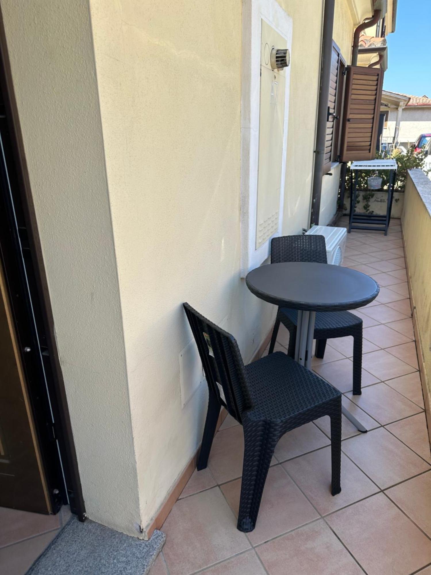 Holiday Olbia Appartamento A Due Passi Dal Lungomare E Centro Citta Ngoại thất bức ảnh